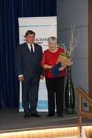 Predavani-medaile-prof-Dolezalem-doc-RNDr-Veronice-Opletalove-Ph-D