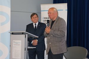 V-popredi-predseda-CLS-JEP-prof-MUDr-Stepan-Svacina-DrSc